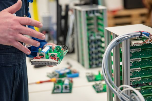 Analyse der Varianz in der Vermessung der Elektrochemischen Impedanzspektroskopie Analyse der Varianz in der Vermessung der Elektrochemischen Impedanzspektroskopie